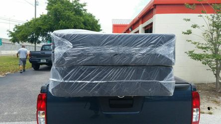 2 king new box springs can deliver
