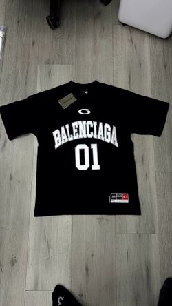 Black belenci T shirt