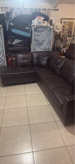 NEW SECTIONAL SOFA!!!