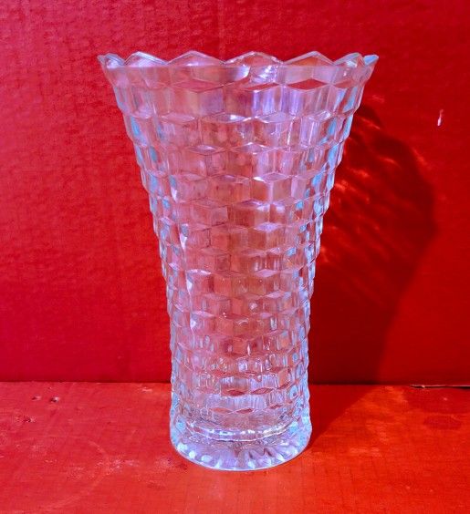 Vintage: Beautiful Indiana Whitehall Clear Glass 10" Vase. Flaired Cubist Pattern. (Heavy)