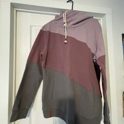  New With Tags AMBERSAND HOODIE. Size XXXL 