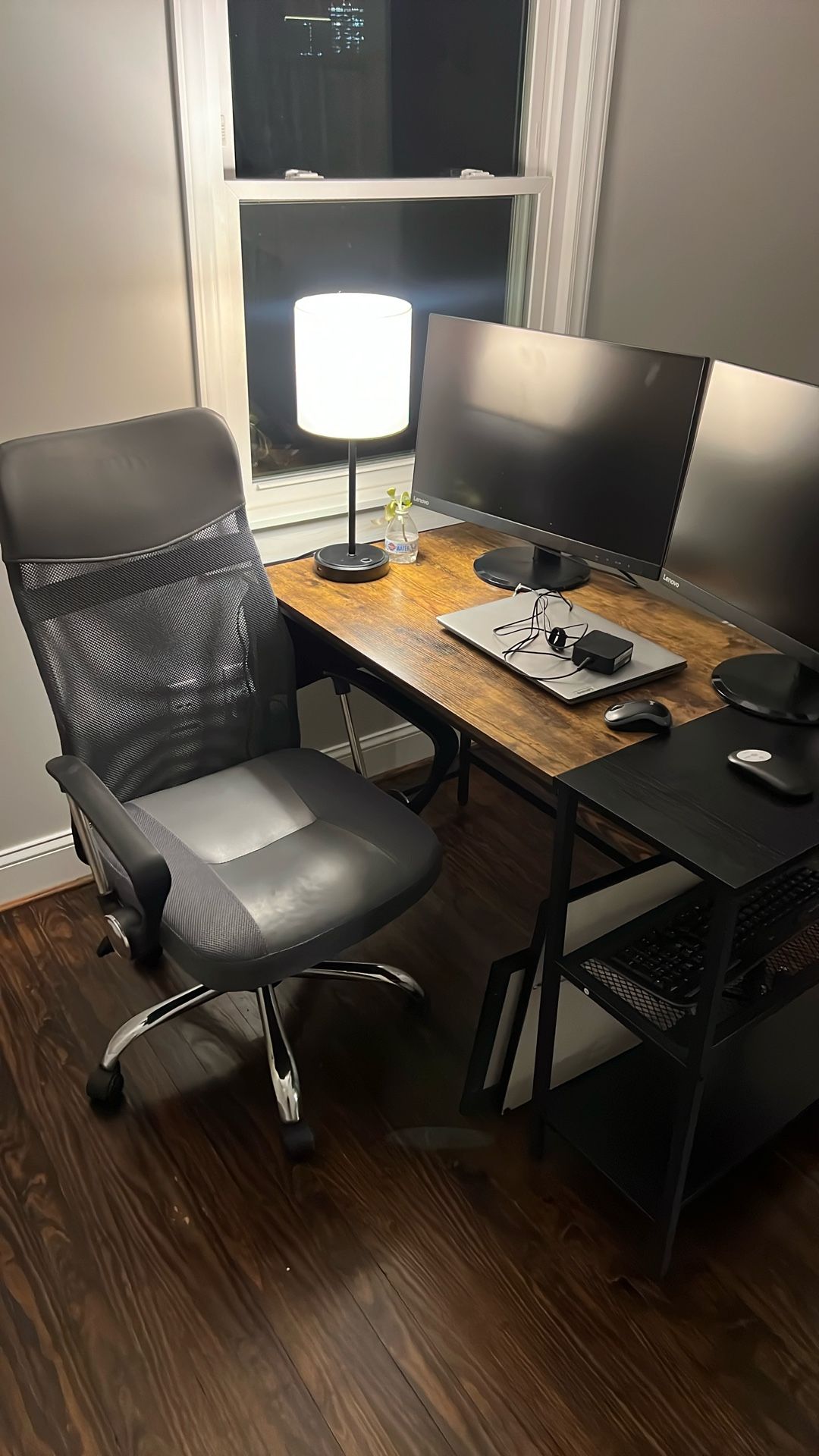 Office Desk With Chair
