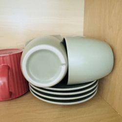 Tea Cup And Saucer Set Of 4