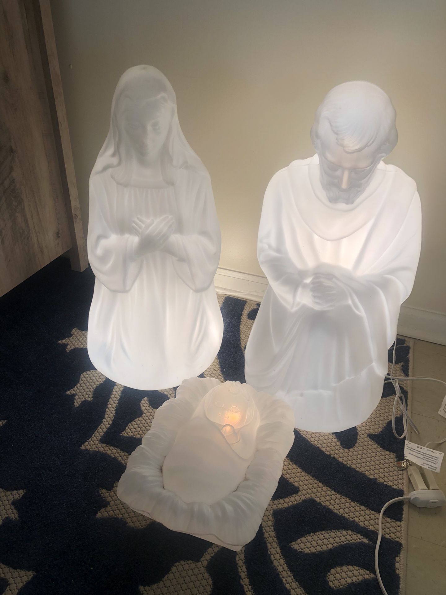 Solid White Blow Mold Nativity Set