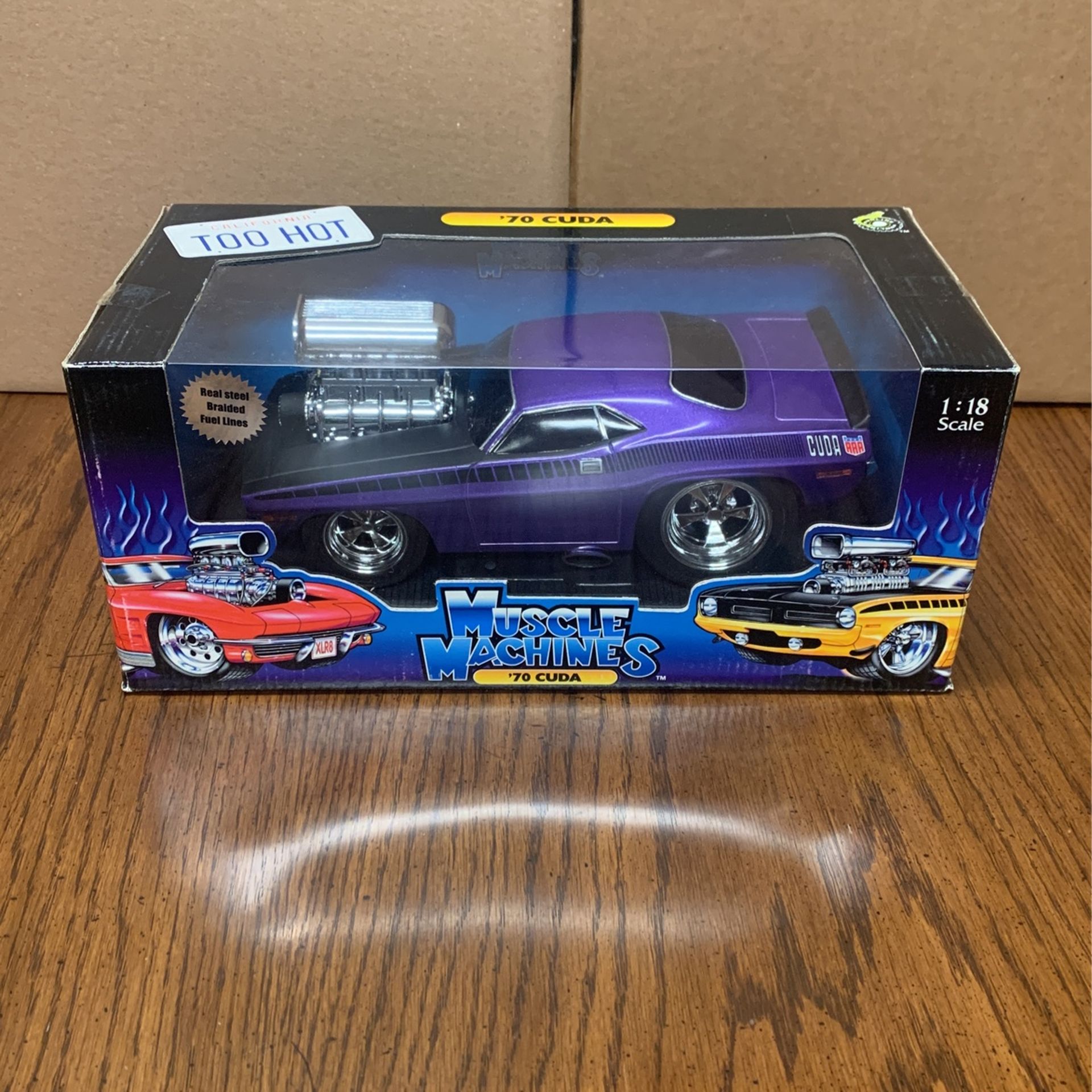 Diecast 1:18 Scale Muscle Machines 70 Cuda