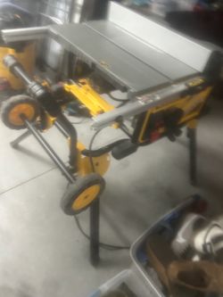 Dewalt 10inch Table Saw With Stand