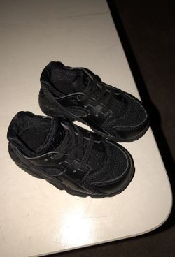 Infant Black Like New Huarache