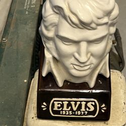 Elvis Vintage Decaunter