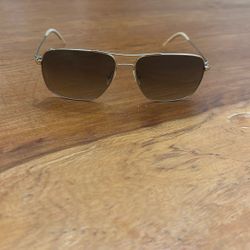Oliver Peoples