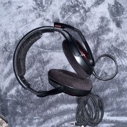 GAMING HEADPHONES 