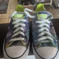 SUPER CUTE WOMENS FLORAL CONVERSE ALL STARS TENNIS SHOES NEW MAKE OFFER SIZE 9