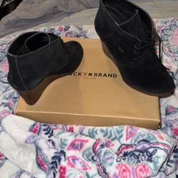Lucky brand 