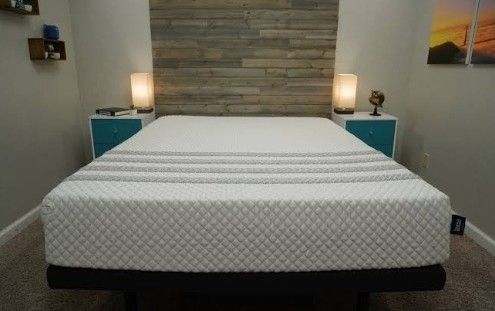 Leesa Sapira Hybrid King Mattress