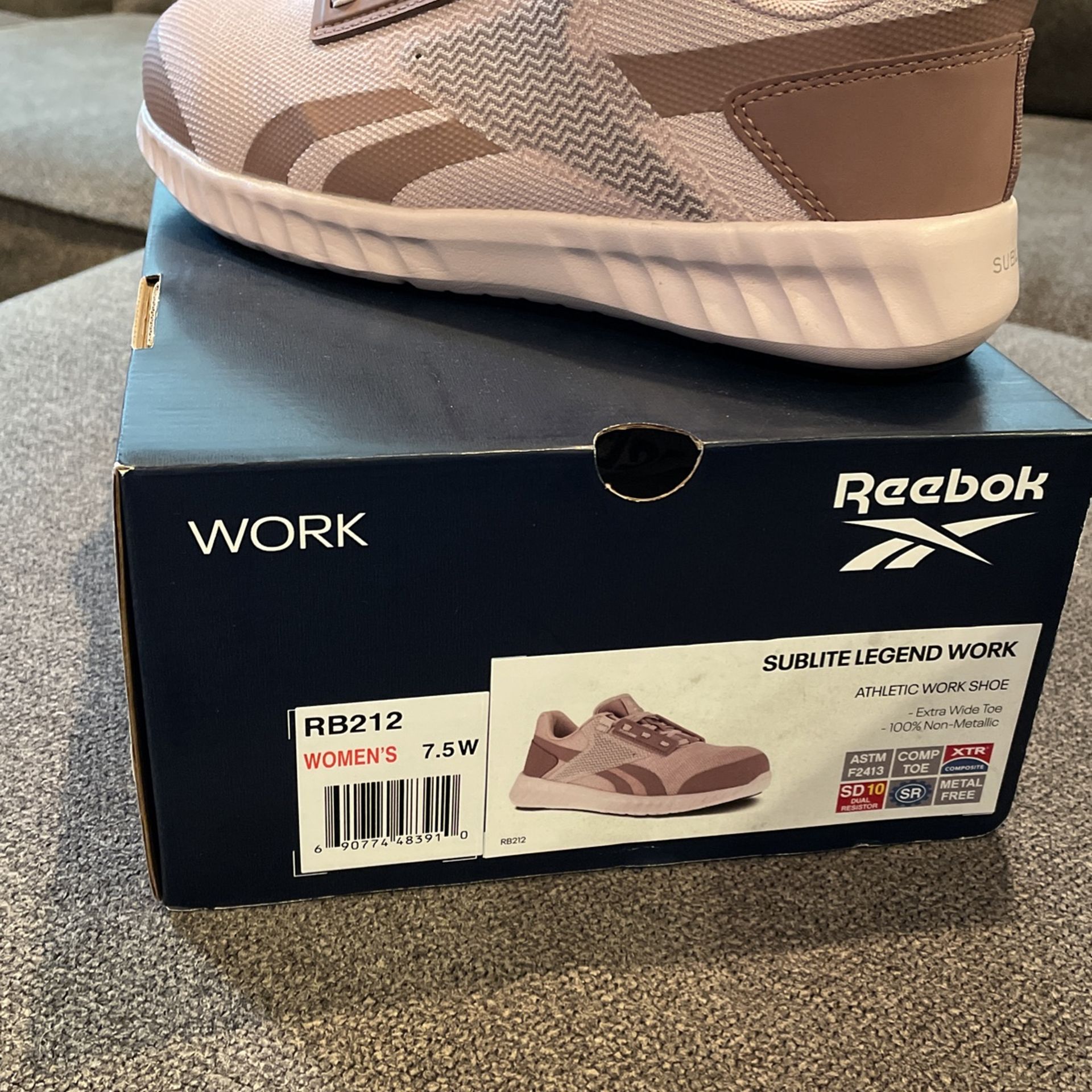 Reebok Rb212 Women’s Size 7.5w