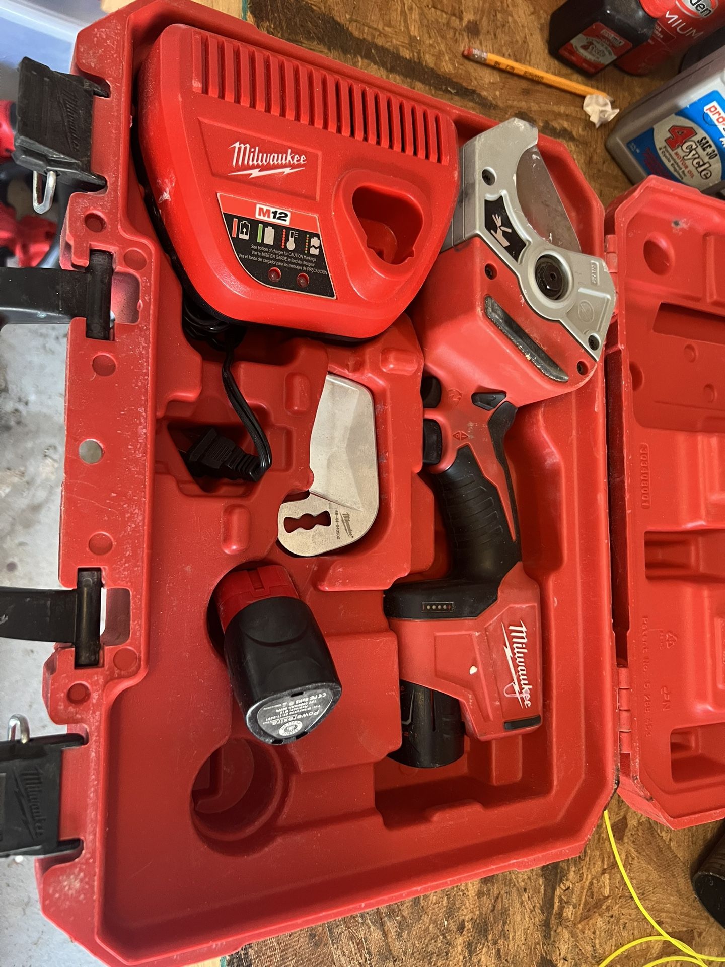 Pipe Cutter