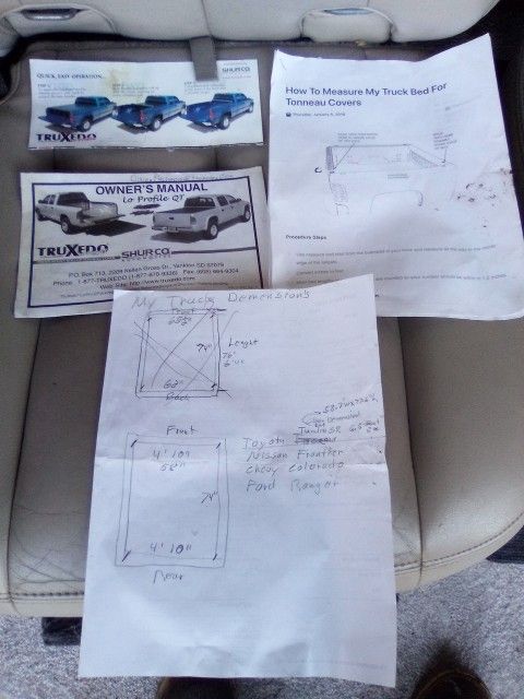 Like New Roll Up Tonneau Cover 6.5 Bed ! Read The Description In 1st Picture