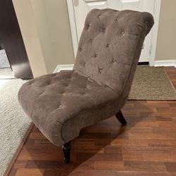 Brown Decorative chair 