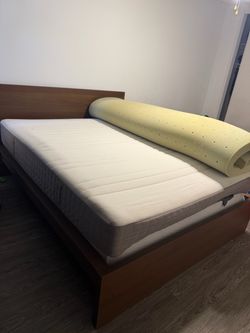 Queen bed