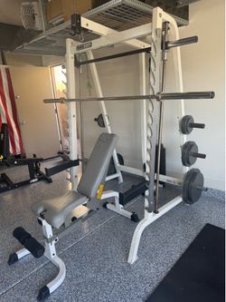 Parabody Smith Machine Lat Row with 200lb rack, bar weights and Bench