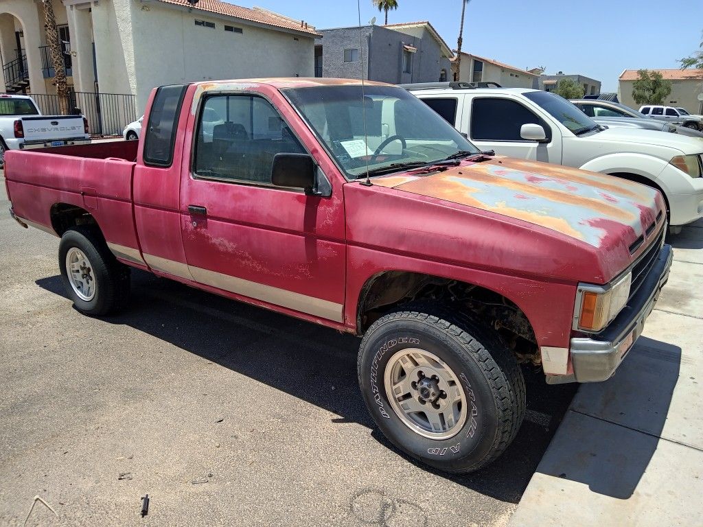 1989 Nissan Pickup