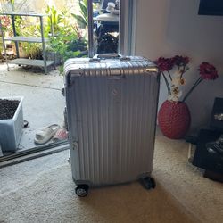 Luggage bag 