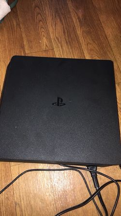 Play station 4 console with controller (Brand new)