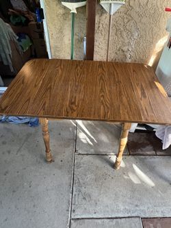 Make Offer $ Or Trade 4 Chairs And People 