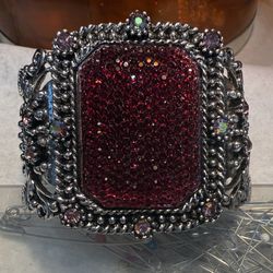 Shimmering Bangle Bracelet