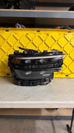 2024 2025 Dodge Ram 2500 headlight right side