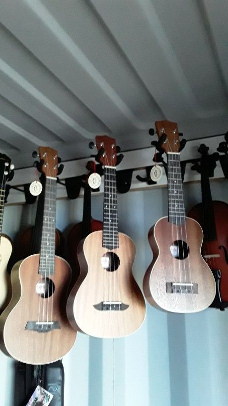 Brand New Koloa Ukulele Set