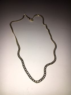 GOLD PLATED CHAIN 24 INCHES LONG