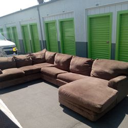 Sectional Couch with Fold Out Bed