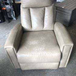 Recliner