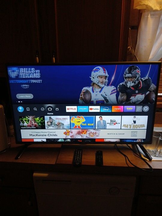 LG 40 Inch 1080p TV / With 4K Firestick