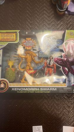 New Colonial Marines vs Aliens Xenomorph Swarm Planetary Attack Battle Set