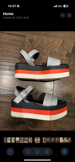 AQUA Silver Platform Sandal Size 6 $40 OBO
