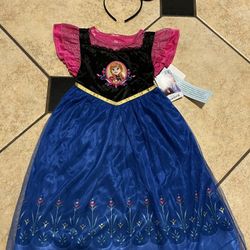 Brand New Elsa Dress 4t $15. Add Custom Headband For Another $15