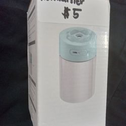 USB HUMIDIFIER W/ CHARGER ONLY $5