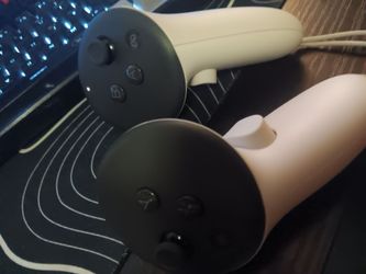 Meta quest 3s controllers
