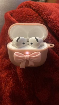 Apple AirPod 4’s  with Pink Bow Case