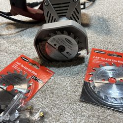 Toe-kick Saw With Extra Blades