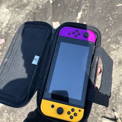 Nintendo Switch 