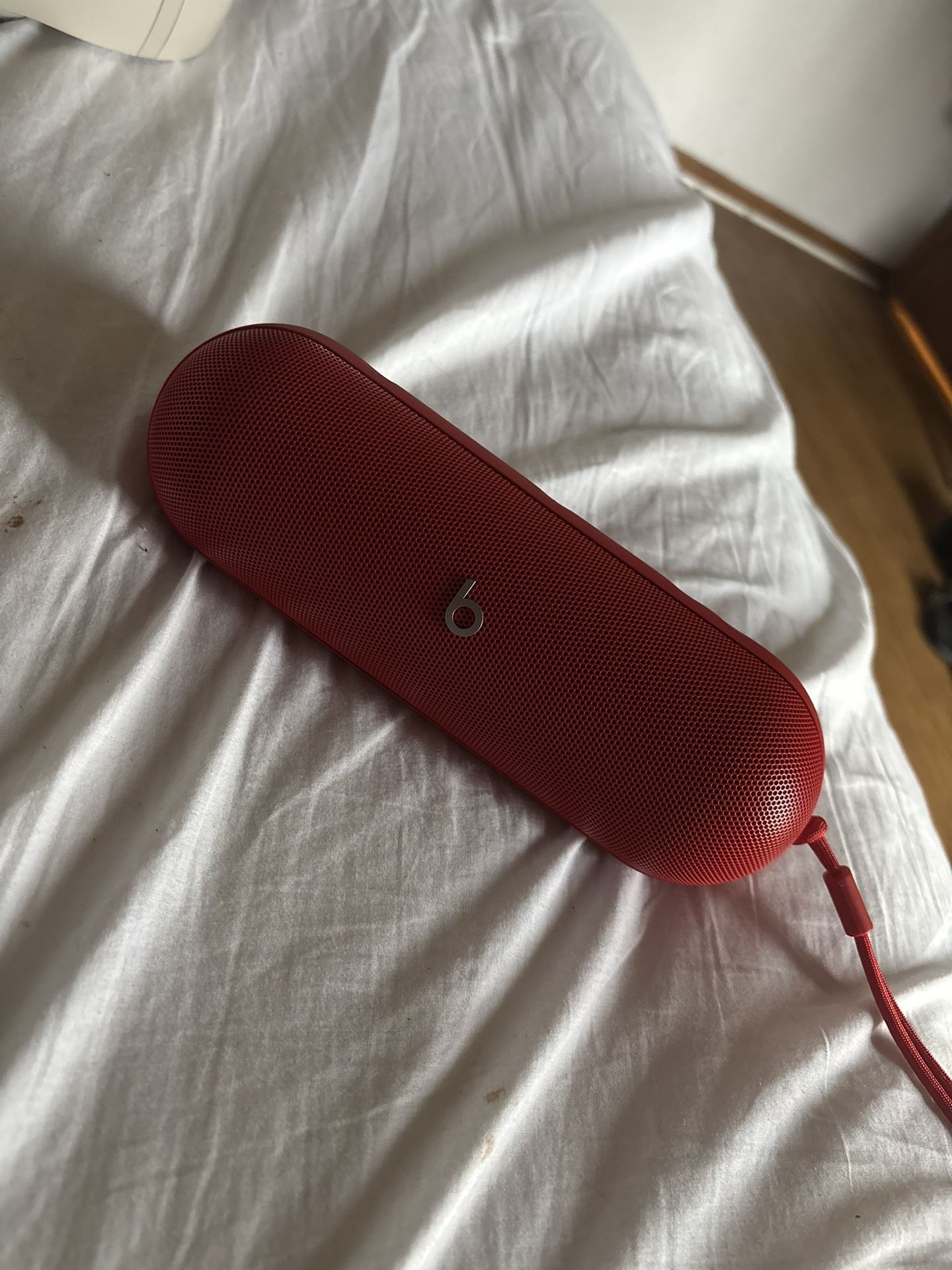 Beats Pill