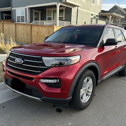 2020 Ford Explorer