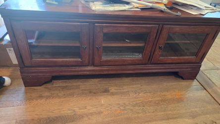 Tv stand