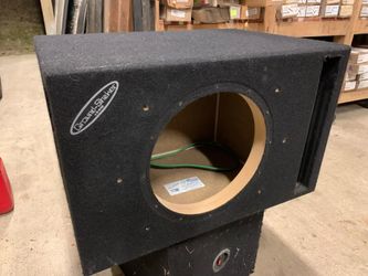 Ground shaker box for JLW7 cost $350. Can come with JLW712 - Speaker JLW6v2 10” . . Works good! 