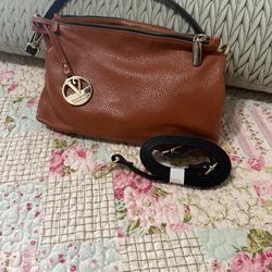 Valentina leather purse
