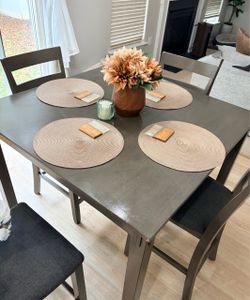 Dining set