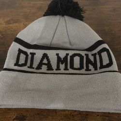 Diamond Pom beanie