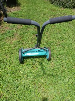 Scott manual lawnmower